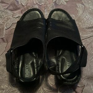 Born shoes size 10